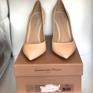 New Gianvito Rossi Rosa Patent Leather Heels, Size 38